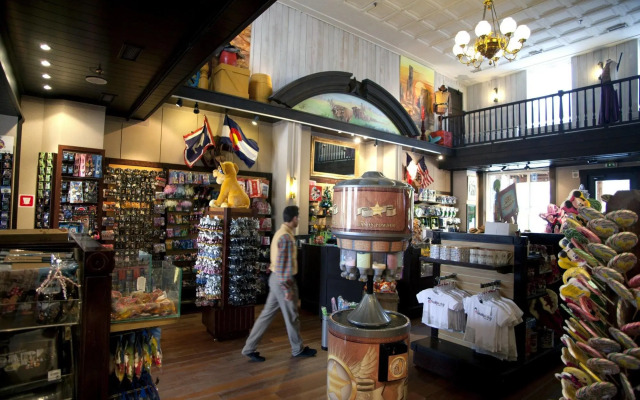 Disney Hotel Cheyenne