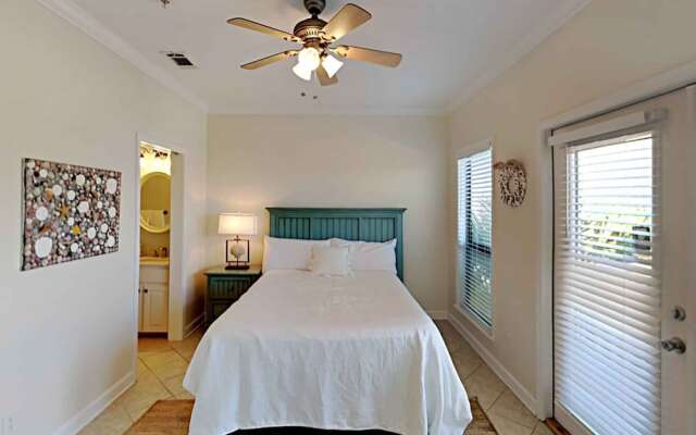 Molokai Villas #1A - River Side