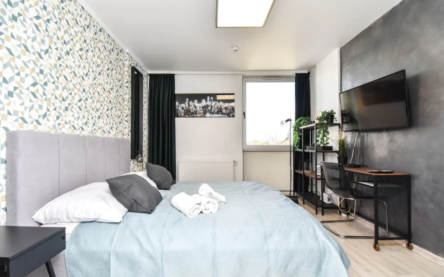 EASY RENT Apartments - Smart 705