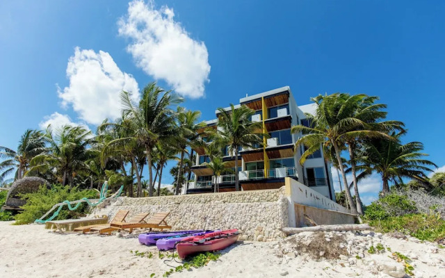 Angelina 28 Beachfront and Family Apartments - Modern and Relaxing Long Stays (20 min from Cancun Airport)