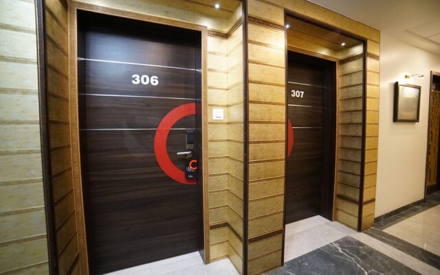 Collection O 41226 Ramji's Residency
