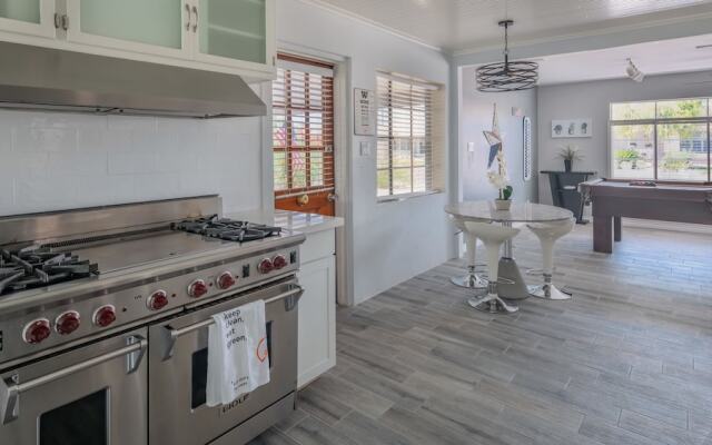 Exquisite 4BR Home near Old Town by WanderJaunt