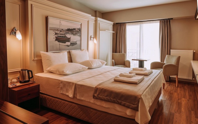 Armida City Hotel