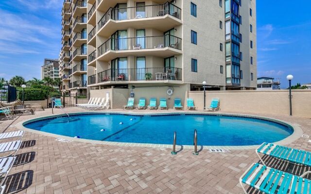 Summit by Condo-World