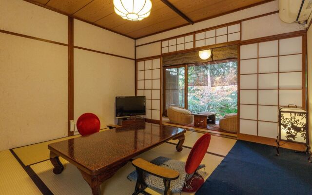 Kyoto Nanzenji Garden Ryokan Yachiyo Established in 1915