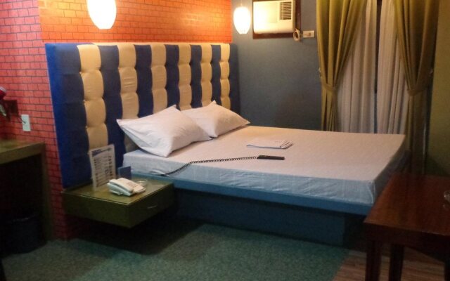Icon Hotel Macapagal