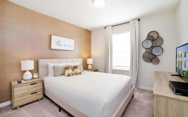 Townhome Splash Pool BBQ Free Water Park!