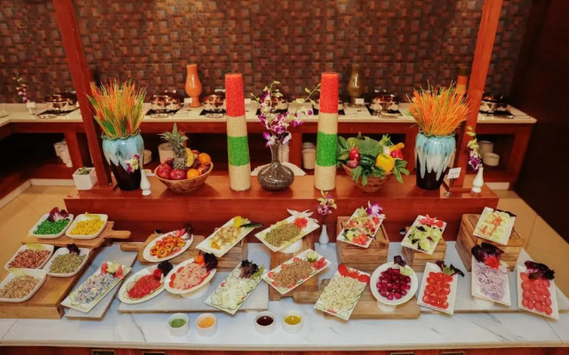 Regenta Inn Greater Noida, 15 Mins to India Expo Mart