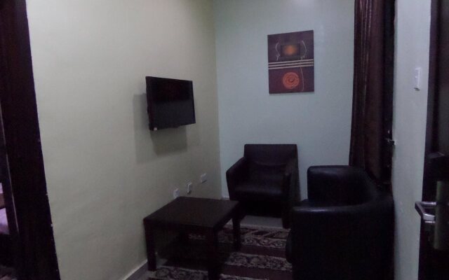 Alheri Suites