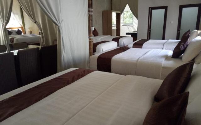 Maribaya Glamping Tent