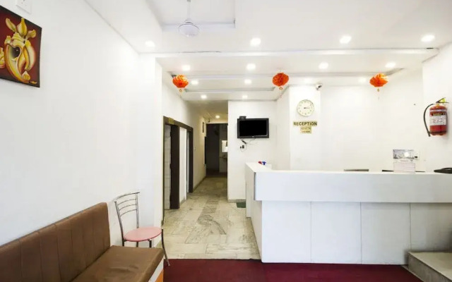 FabExpress Lotus Inn