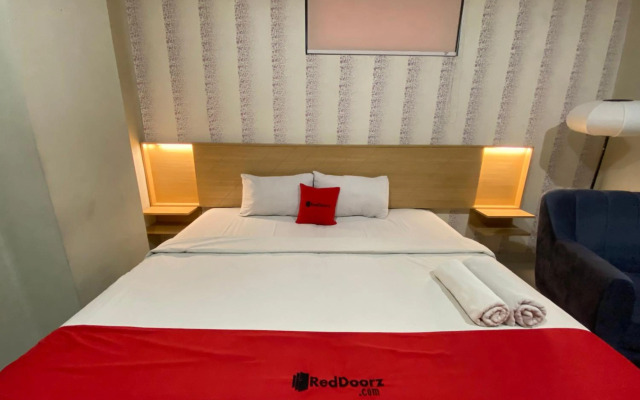 RedDoorz Plus @ Karapitan Street