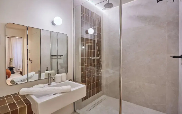 Amazing AC Apartment Center of Paris Le Marais