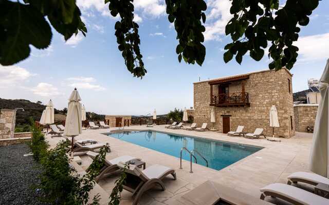 Harma Traditional Boutique Suites