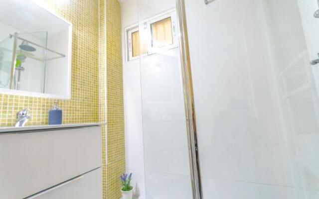 Iris Apartments Sea View