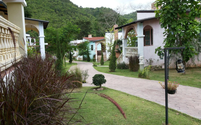 Stamp Hills Resort & Restaurant