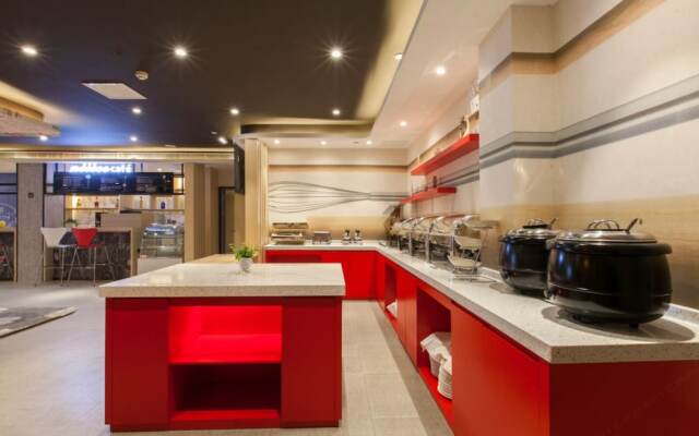 The Ibis Hotel