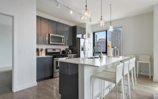 Cloud9 - River North at Aurelien