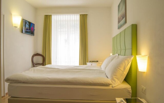 Hotel Biobistro Semadeni