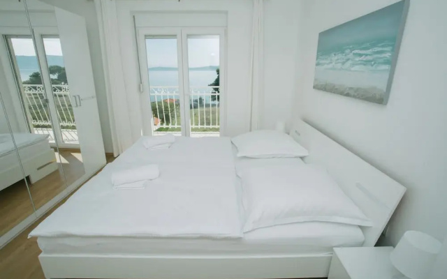 Beach Apartments Rumin