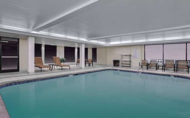 Courtyard by Marriott Knoxville Cedar Bluff