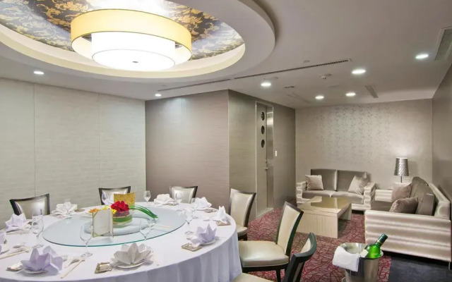 CHECK inn Select Taichung Dadun