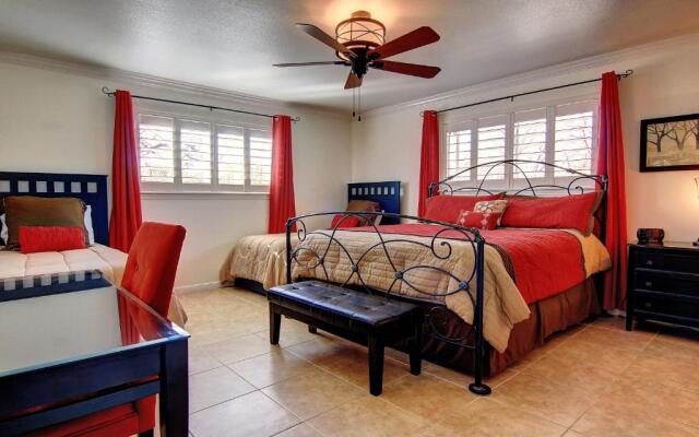 Guadalupe River Nut House WW i203