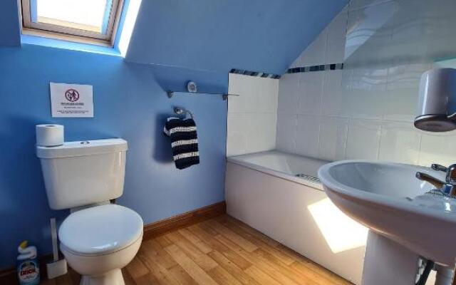 Lyde Cross Coach House