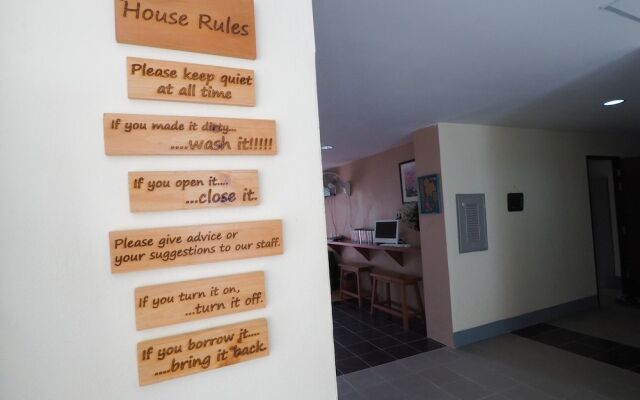 Just Sleep At Box Hostel