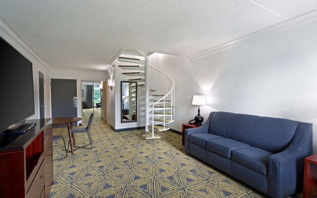 DoubleTree by Hilton Washington Meadow Lands Casino Area
