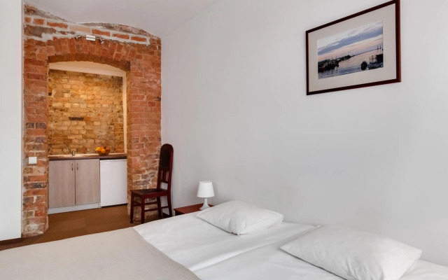 Janne Hotel