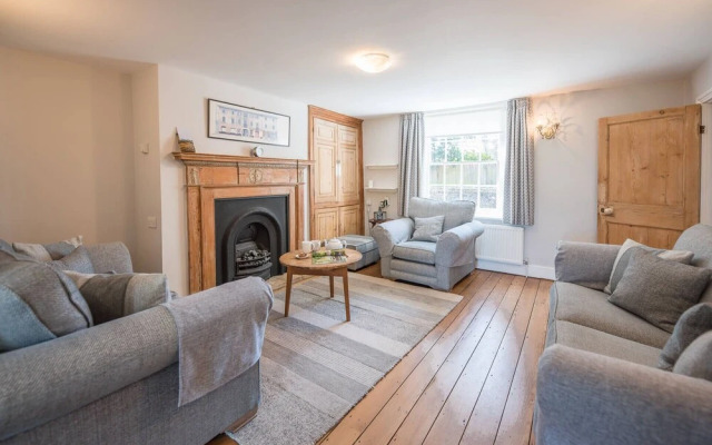 Baxter House, Wangford