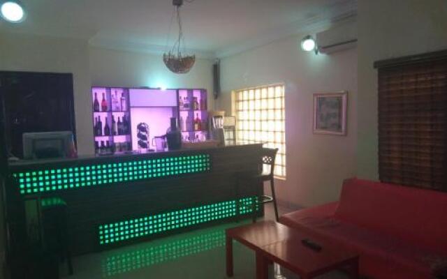 Paris Choice Hotels & Resort Wuse