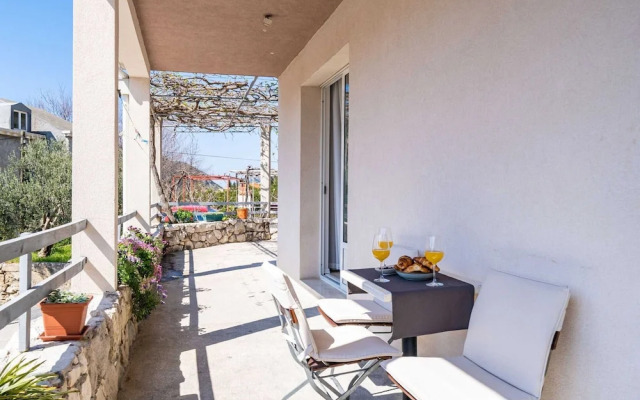 Apartment N&I - One Bedroom With Terrace