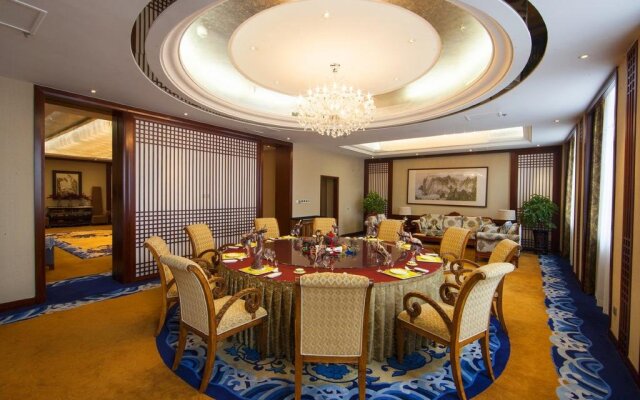 Chunyi Hotel