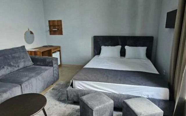 Рандеву Стрит