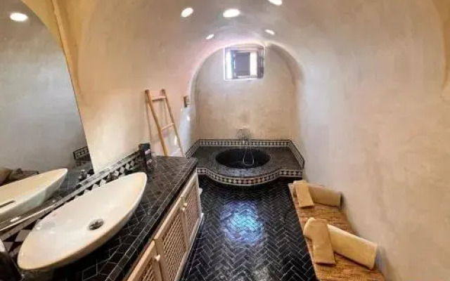 Riad Dollar Des Sables