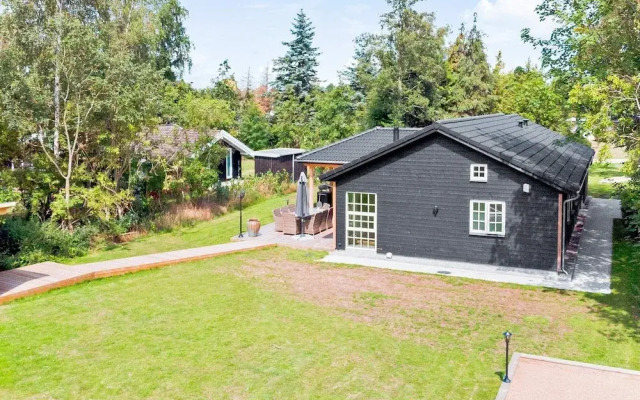 5 Star Holiday Home in Vaeggerlose