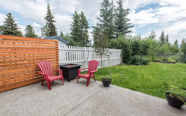 Urban Caribou Bed and Breakfast