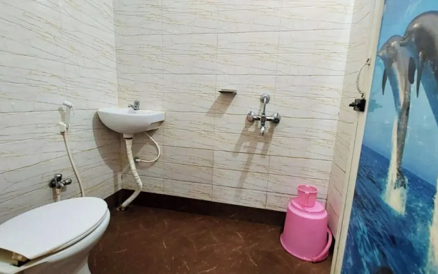 Hotel MM Guest House Puri Near Temple