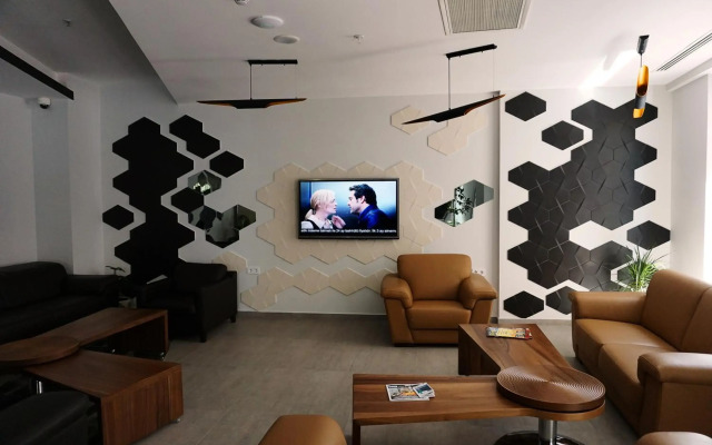 Arus Hotel