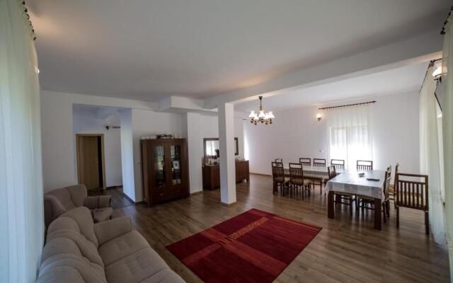 Agropensiunea Cetatuia