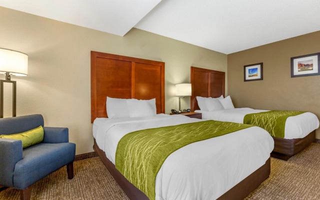 Comfort Inn & Suites Phoenix North / Deer Valley