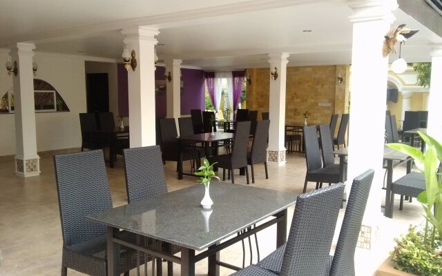 Paris Angkor Boutique Hotel