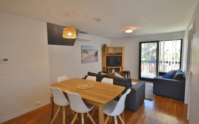 Riverview Holiday Apartment 102 - Kalbarri, WA