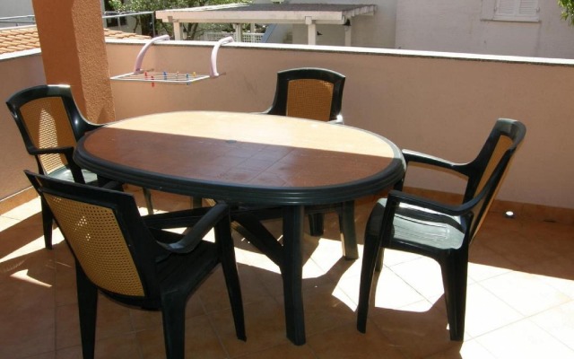 Dujmovic Zeljka - Two Bedroom No.2