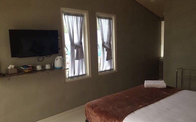 Bromo Camp House