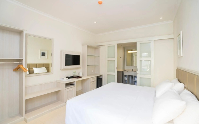 Alron Hotel Kuta Powered by Archipelago