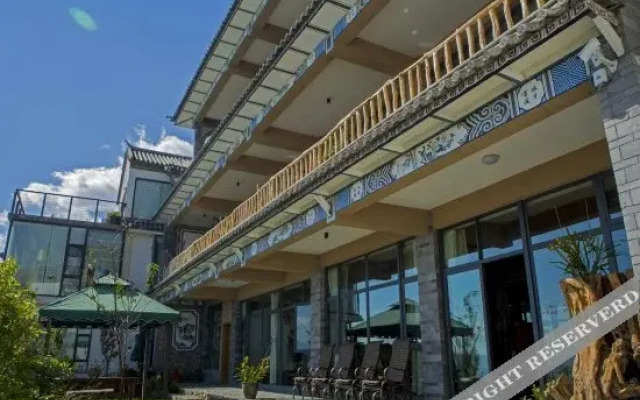 One step away Sea View Inn