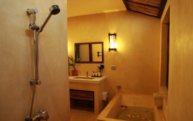 Ingnatee Resort (SHA Extra Plus)